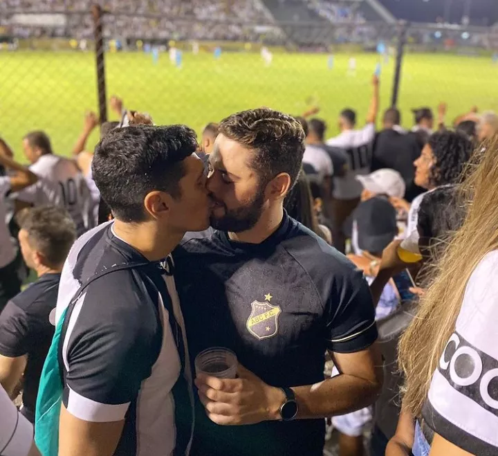 HOMOFOBIA