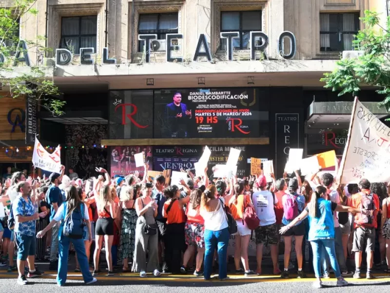 2025- teatro