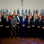 Milei convoca a gobernadores para acordar las reformas impositiva y laboral