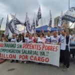 UEPC Capital protesta en el Centro Cívico por salarios docentes y reclama un bono extraordinario de $1.000.000
