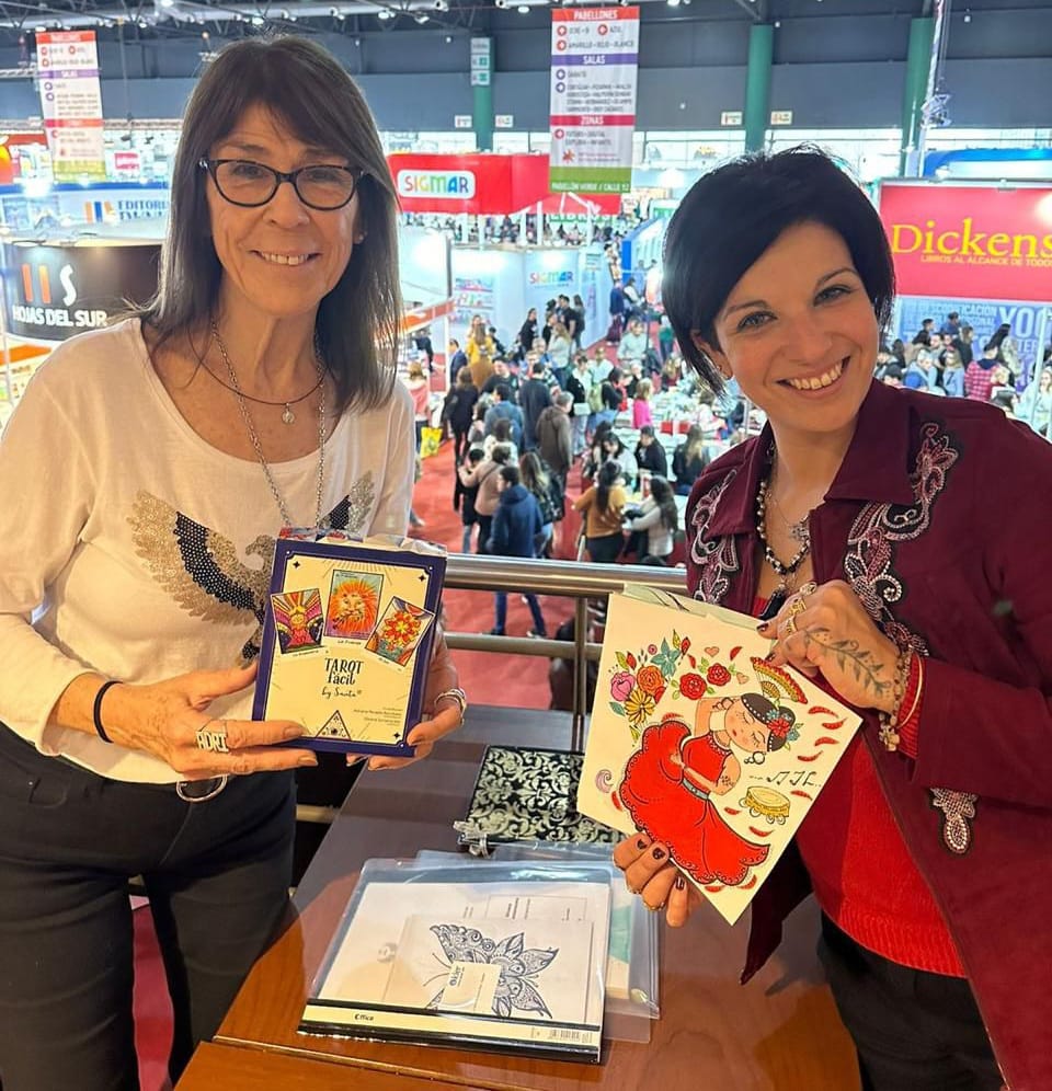 ✨Una experiencia mágica en Urca: Tarot, arte, vino y amigas en Casa Oz✨