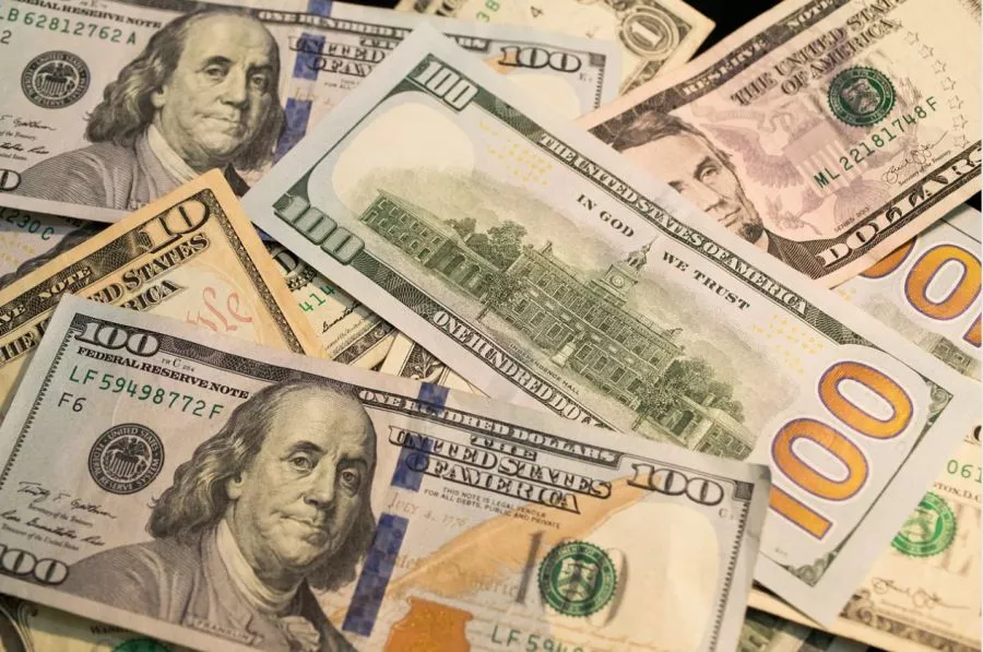 El Banco Central ajustará la banda cambiaria según la inflación a partir de enero