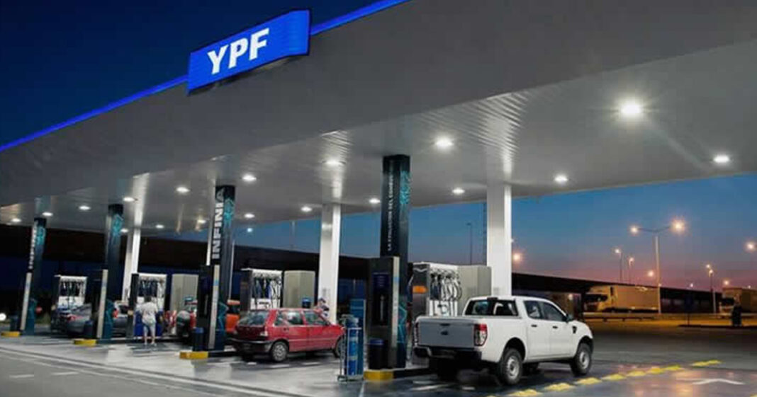 YPF baja los precios de los combustibles un 2% tras meses de fuertes aumentos
