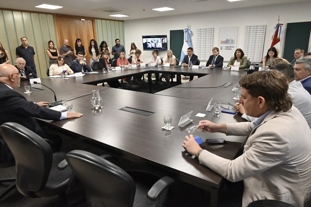 Aval de comisión para la designación de Lezcano como fiscal General