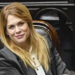 Familiares de víctimas piden la expulsión de Lemoine del Congreso por burlarse de los vuelos de la muerte