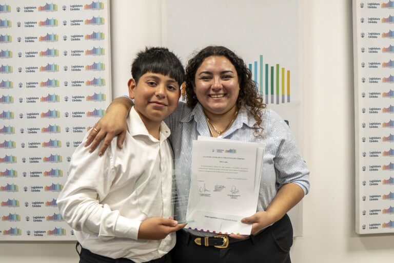La Legislatura de Córdoba reconoció al niño Maikol Paz