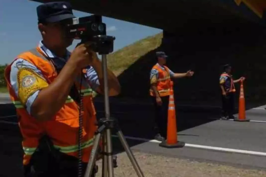 Nueva Ley de Tránsito en Córdoba: cambios en controles, sanciones y uso de luces
