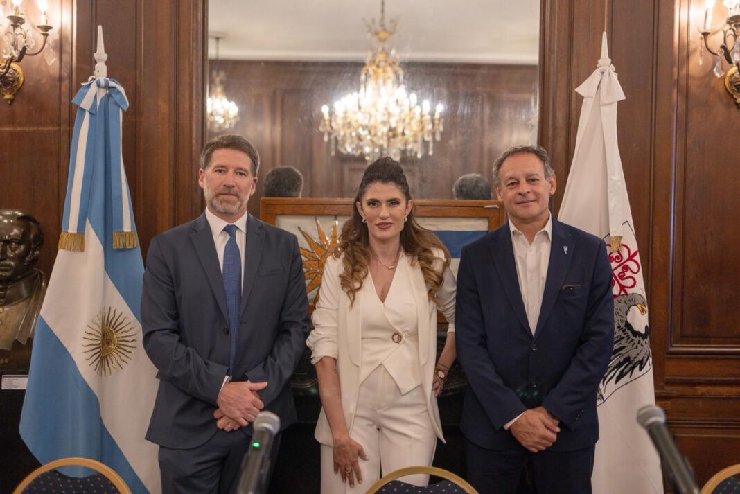 «El crimen hoy no necesita un arma, necesita un solo clic»: abogada especialista alerta sobre ciberdelitos en Córdoba