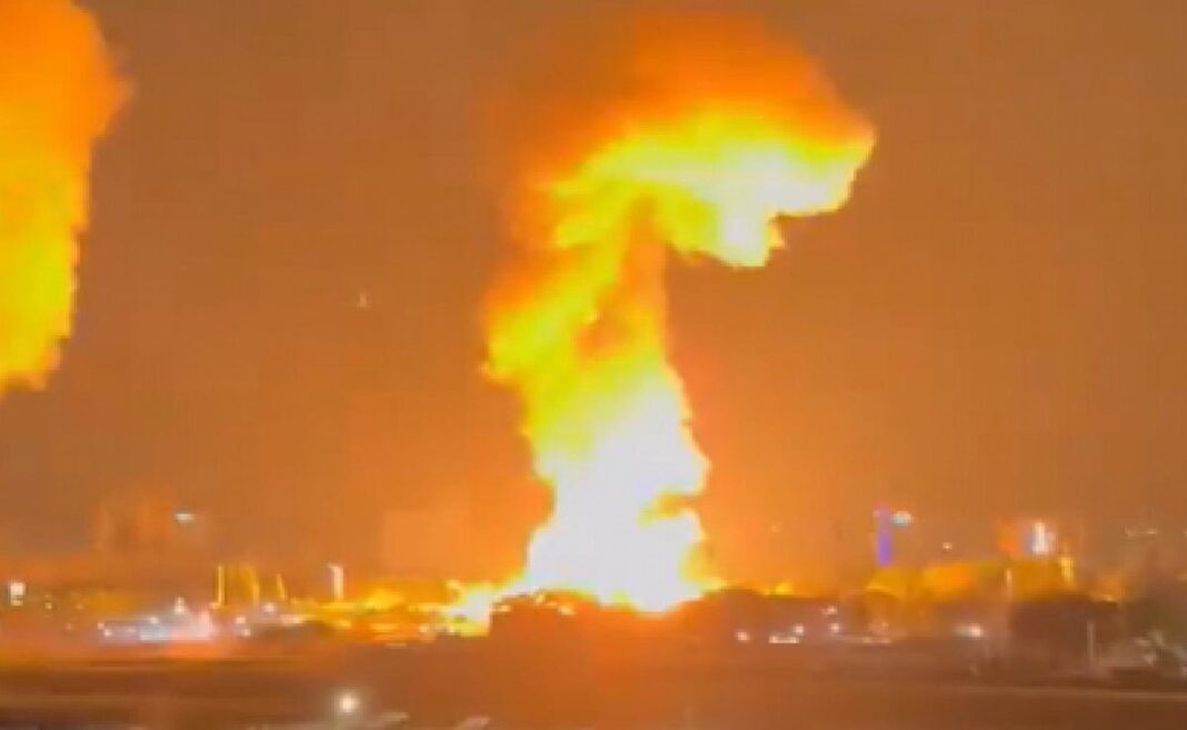 Estados Unidos bombardió ala población civil venezolana. Javier Milei festejó los ataques