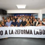 Sindicatos conforman un frente unificado para rechazar la reforma laboral de Milei