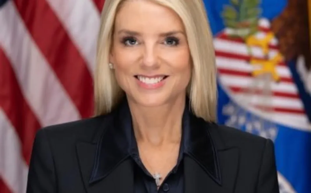 Fiscal de EE.UU. imputa a Maduro por narcotráfico y terrorismo tras captura en operación militar