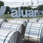 Milei le quitó los aranceles al aluminio chino y golpea directo al dueño de FATE, el empresario que cerró su fábrica y dejó 920 trabajadores en la calle