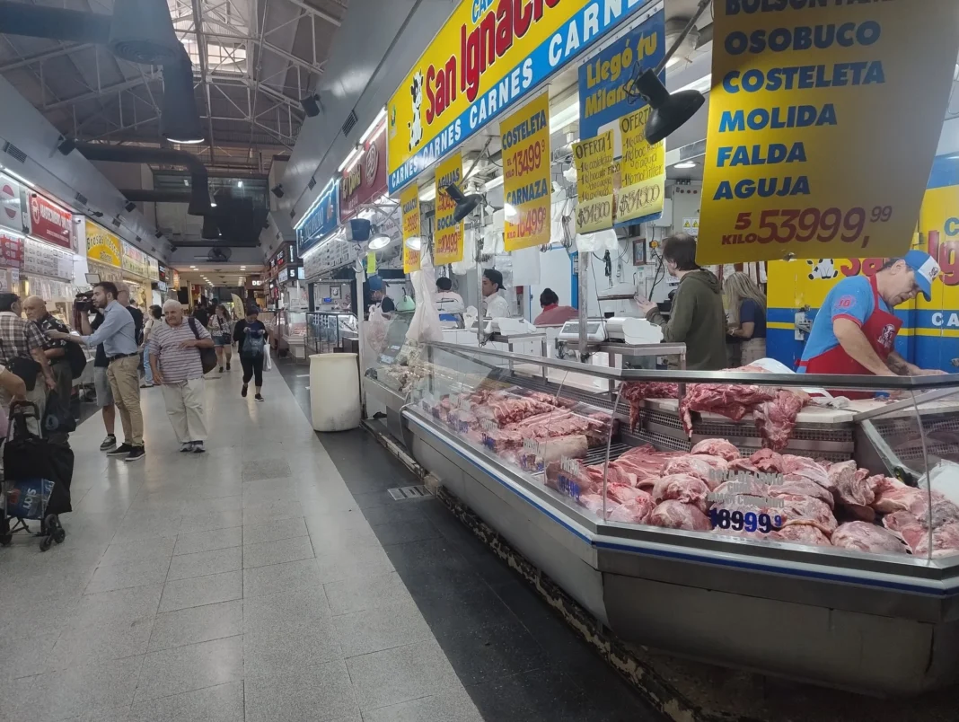 El asado se aleja de la mesa: la carne se dispara y los carniceros del Mercado Norte advierten una caída histórica en las ventas El asado se aleja de la mesa: la carne se dispara y los carniceros del Mercado Norte advierten una caída histórica en las ventas