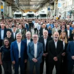 Iveco presentó su nuevo camión S-Way en Córdoba y Llaryora exigió equidad tributaria para defender la industria nacional