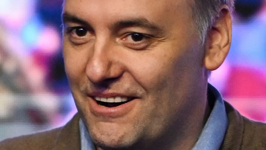 La esposa de Adorni viajó en el avión presidencial: «No le sacamos un peso al Estado», defendió el jefe de Gabinete La esposa de Adorni viajó en el avión presidencial: «No le sacamos un peso al Estado», defendió el jefe de Gabinete