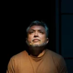 «Testosterona» llega al Teatro Comedia: biodrama sobre cuerpo, identidad y mandatos sociales