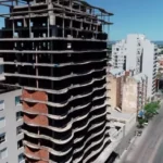 Desalojaron «La Mole» en barrio Observatorio: 24 personas fueron asistidas tras un operativo judicial