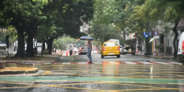Frío, lluvia y cielo cerrado: Córdoba cierra el fin de semana largo bajo el manto del otoño Frío, lluvia y cielo cerrado: Córdoba cierra el fin de semana largo bajo el manto del otoño