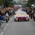 Multitudinaria exhibición del Turismo Carretera en Nueva Córdoba